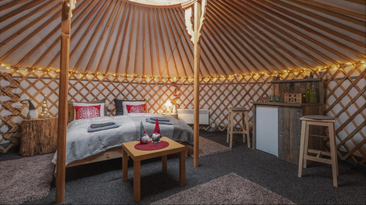 Yurt District Otel Rovaniemi Dış mekan fotoğraf